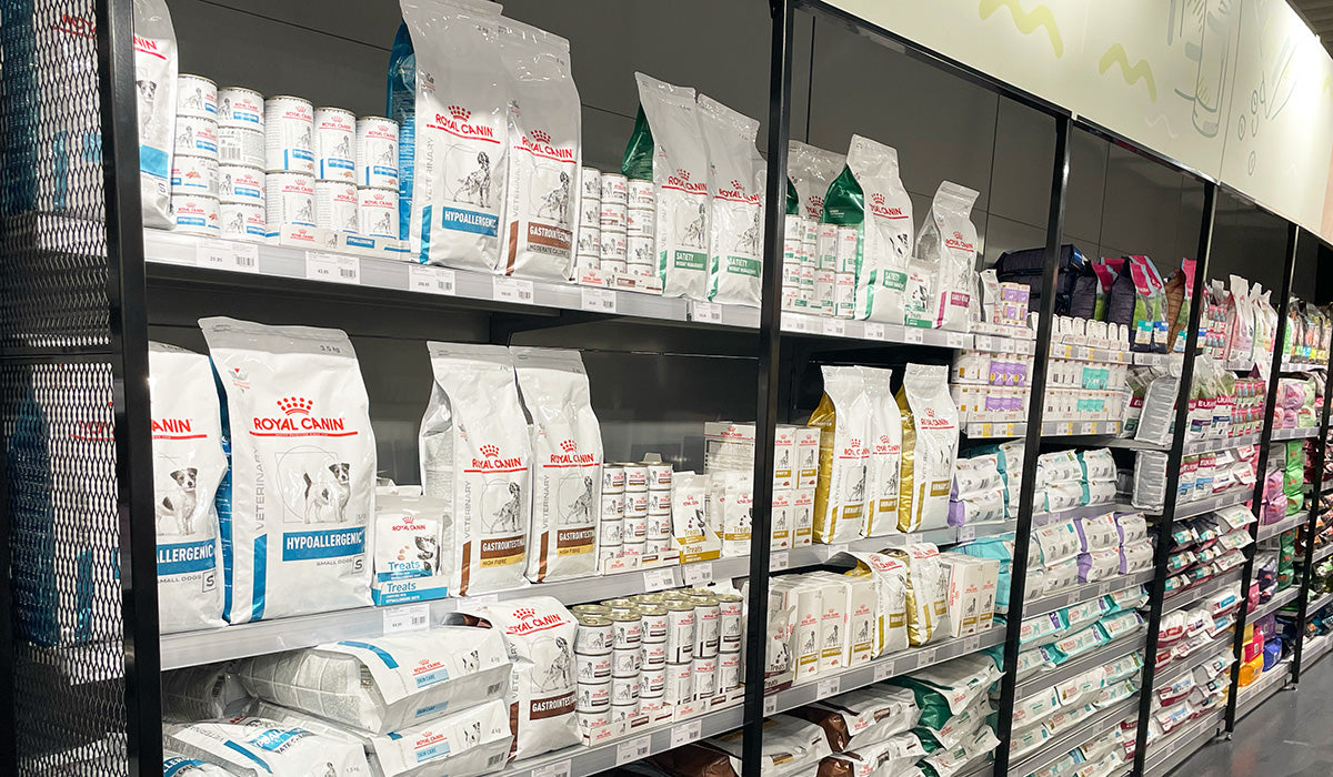 Find Riyal Canin Veterinary i Maxi Zoo nu